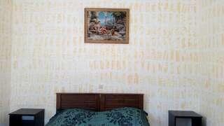 Проживание в семье Natalia House Кобулети Cемейный номер с собственной ванной комнатой-3
